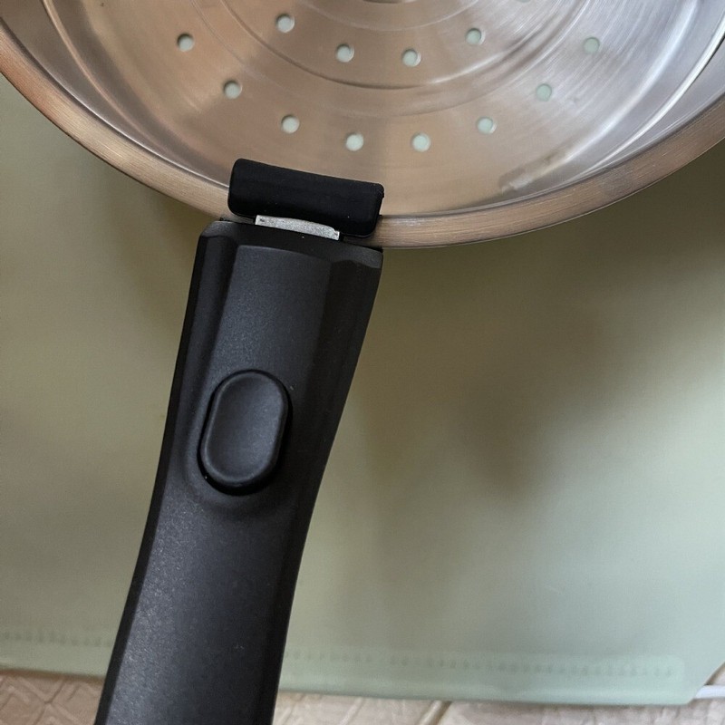 Universal Frying Pan Replacement Handle Clip Anti-Scalding Removable Pot Handle