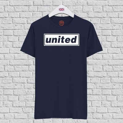 United Oasis Style Organic Cotton T-shirt for Fans of Carlisle United Gift
