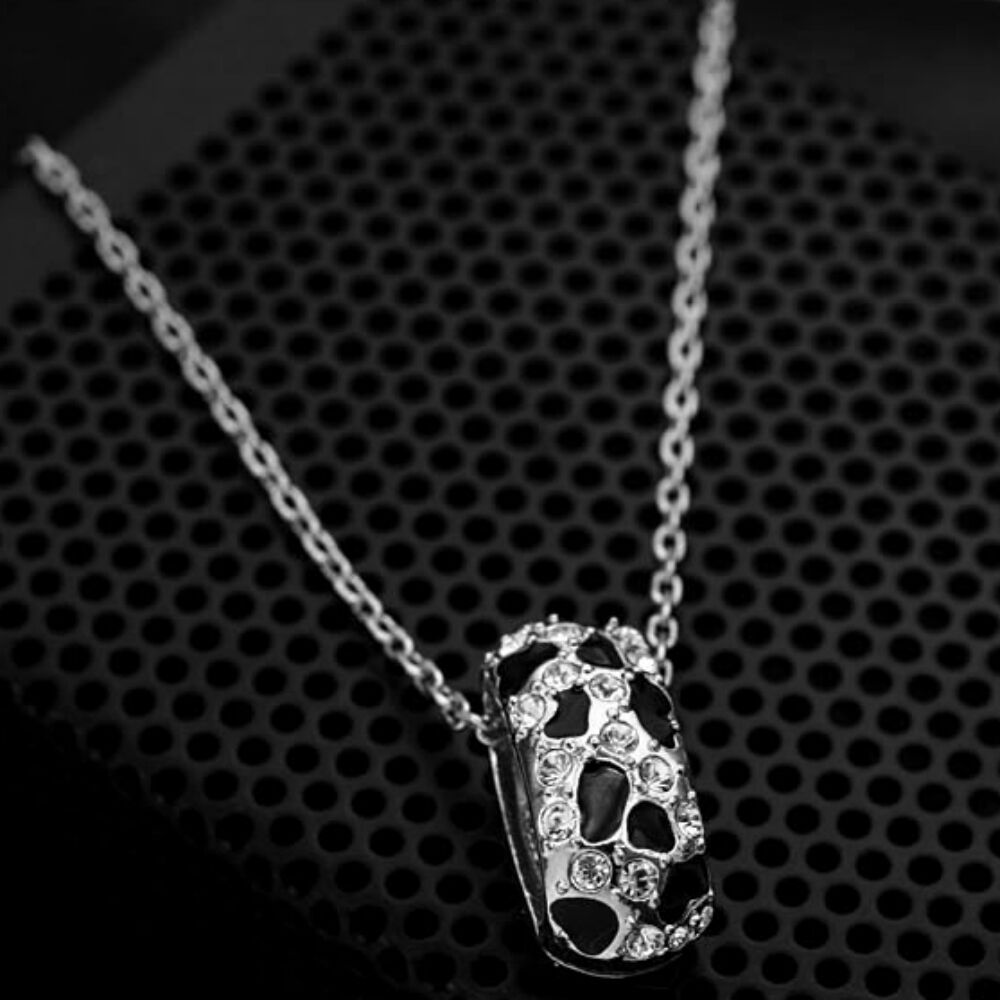 Clear CZ and Black reversible White Gold Finish Pendant Necklace UK jewellery - Picture 2 of 5