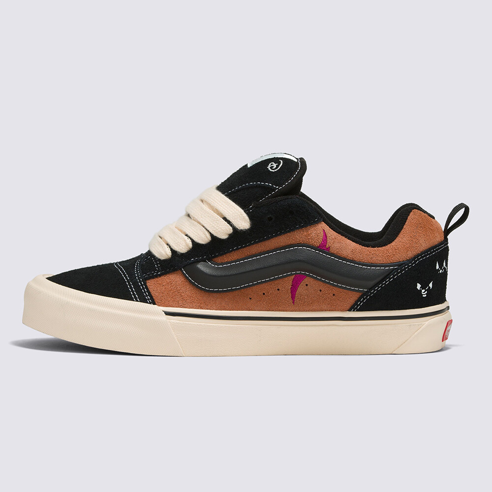 VANS x DISNEY★KNU SKOOL★コラボ DISNEY 100 SCAR BLACK/BROWN s-l400.jpg