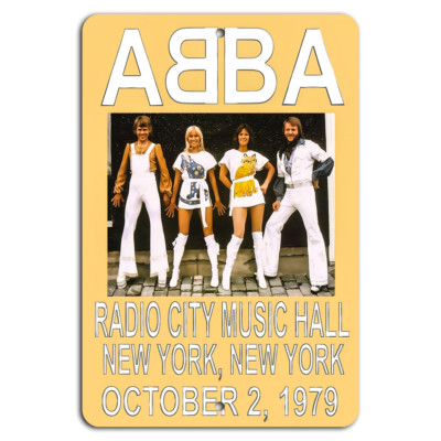 Dancing Queens Live at Radio City: 1979 Concert Magic