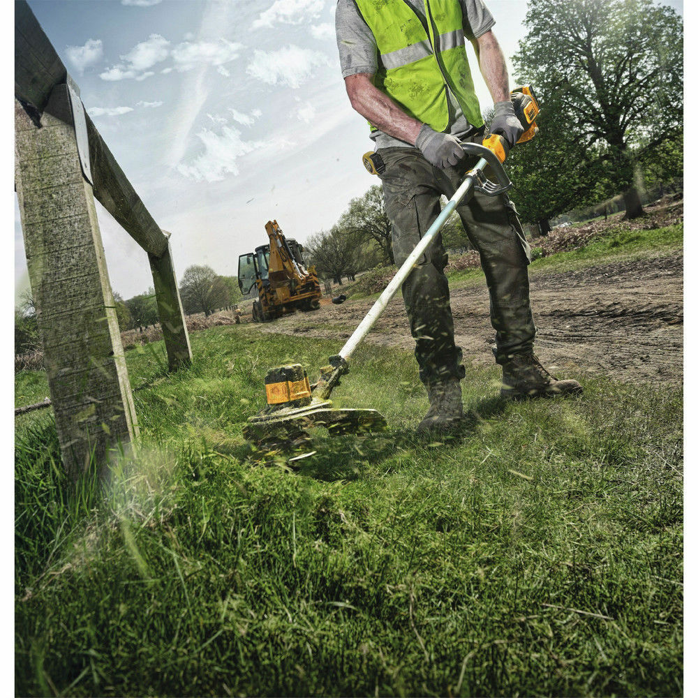 DEWALT 20V MAX 5.0 Ah Li-Ion Brushless String Trimmer DCST920P1 New