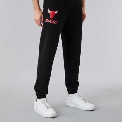 

New Era NBA Chicago Bulls Script Брюки мужские черные, Черный, New Era NBA Chicago Bulls Script Pants