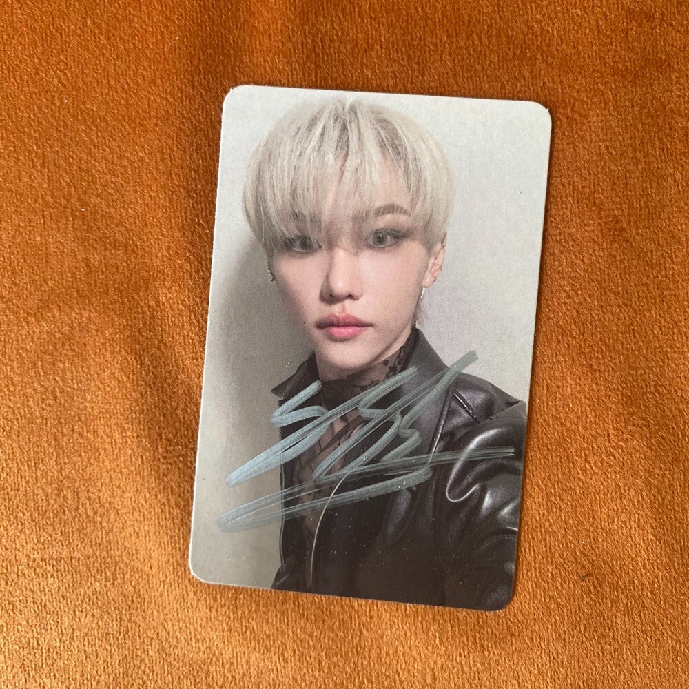 Stray Kids FELIX Felix Photo Card Autographed Signed K-POP Collection 3 inch A