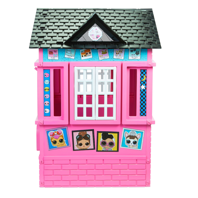 outdoor cottage playhouse