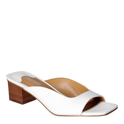 

Женские слипоны J. Renee Daicy, Белый