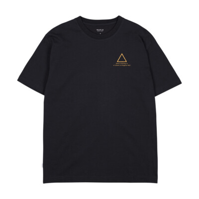 

Мужская футболка Makia x Kingston Wall Witchdoctor SS Lifestyle черный, Makia x Kingston Wall Witchdoctor SS Lifestyle T-Shirt