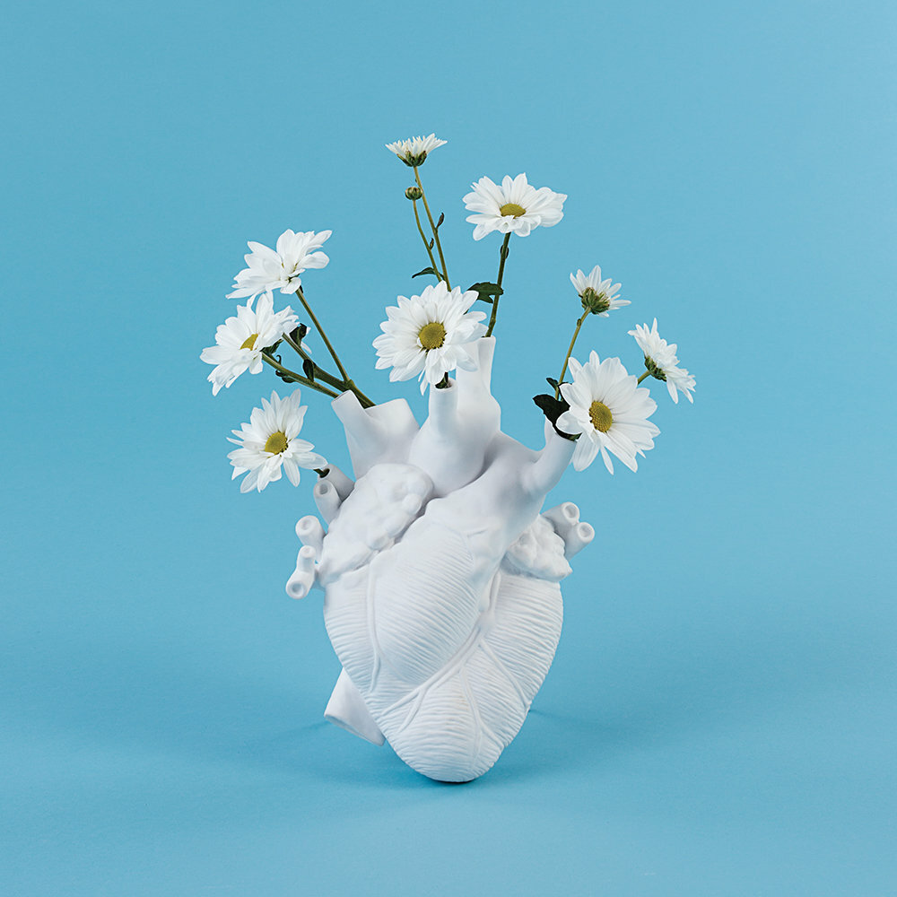 SELETTI フラワーベース heart vase SELETTI LOVE IN BLOOM PORCELAIN HEART VASE | eBay