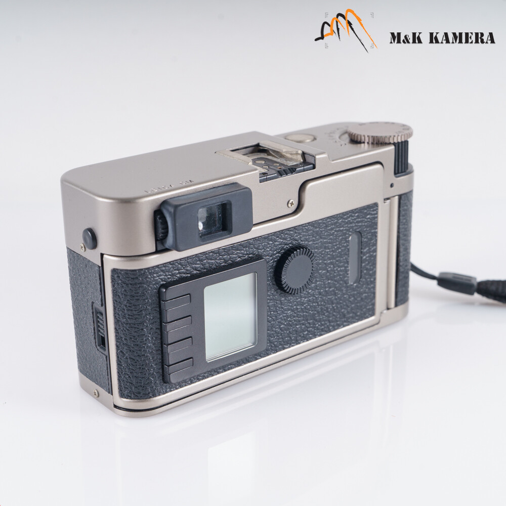 Leica CM Film Camera #10498 72874401542| eBay