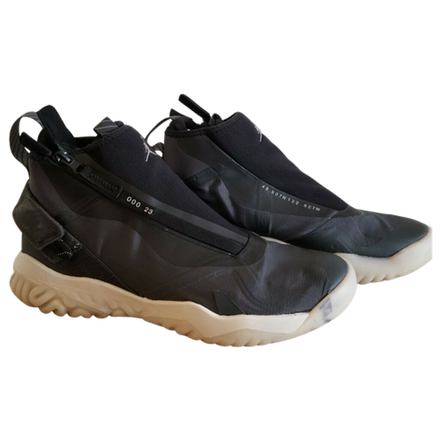JORDAN PROTO-REACT 28.5 黒 シューズ Amazon.com | Jordan Proto-React Mens Shoes Black/White