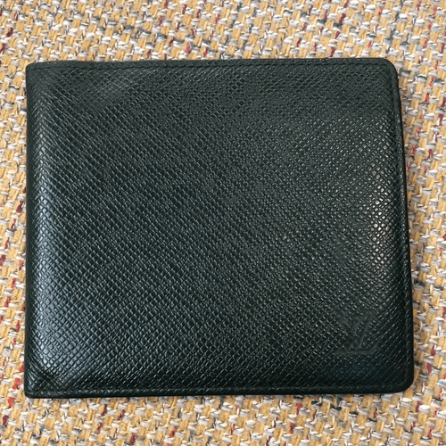 LOUIS VUITTON Green Taiga Leather Bifold Wallet Vintage