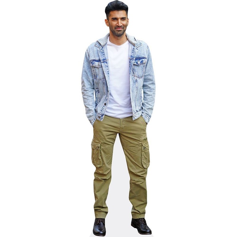 Aditya Roy Kapoor (Casual) Pappaufsteller Mini