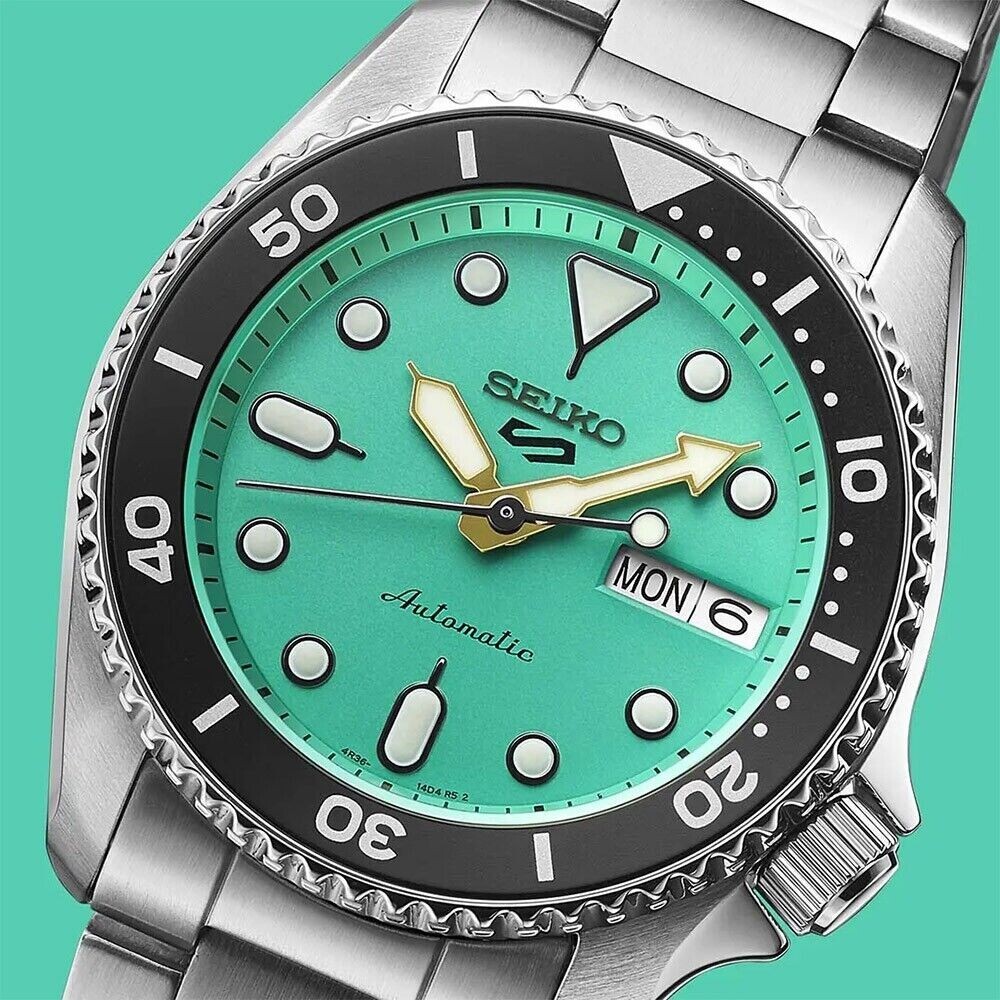 Pre-owned Seiko 5 Sports Srpk33 10 Atm 38.0mm Vibrant Green Dial Automatic Men's Watch