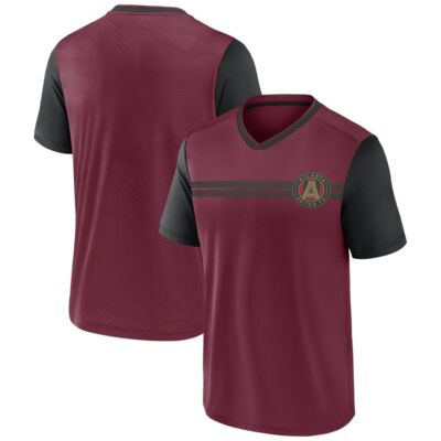 Мужская команда MLS Atlanta United FC официально выпустила футболку с V-образным вырезом, S