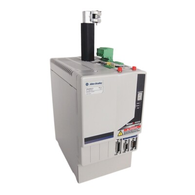 Allen-Bradley AB 2094-BM03-S servo drive kinetix 6000 axis module NEW NEW IN BOX
