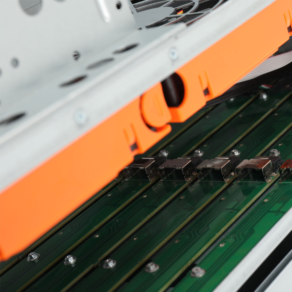 4U 24 x Hot-swappable SATA (II or III) / SAS Hot Swap Server Rackmount Chassis