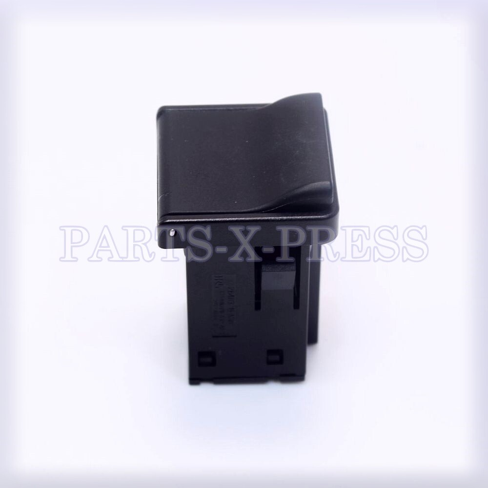 OEM GENUINE NISSAN LEAF INFINITI EX35 USB CONNECTOR AUXILIARY ADAPTER 284H31FA0B