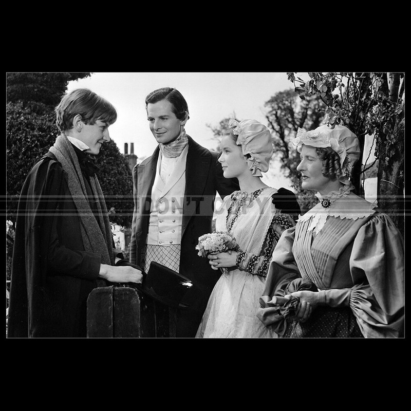 Photo F.013233 Derek Bond Sally Ann Howes (Nicholas Nickleby) 1947