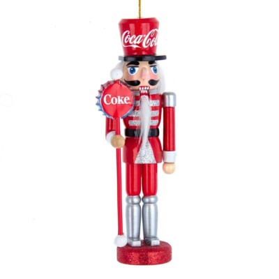 Украшение из щелкунчика Coca-Cola