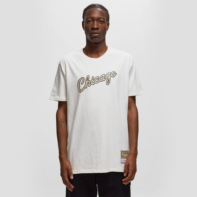 

Мужская футболка Mitchell - Ness NBA Chicago Bulls Lifestyle белый, Mitchell - Ness NBA Chicago Bulls Lifestyle T-Shirt