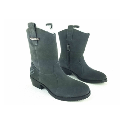bloomingdale's winter boots