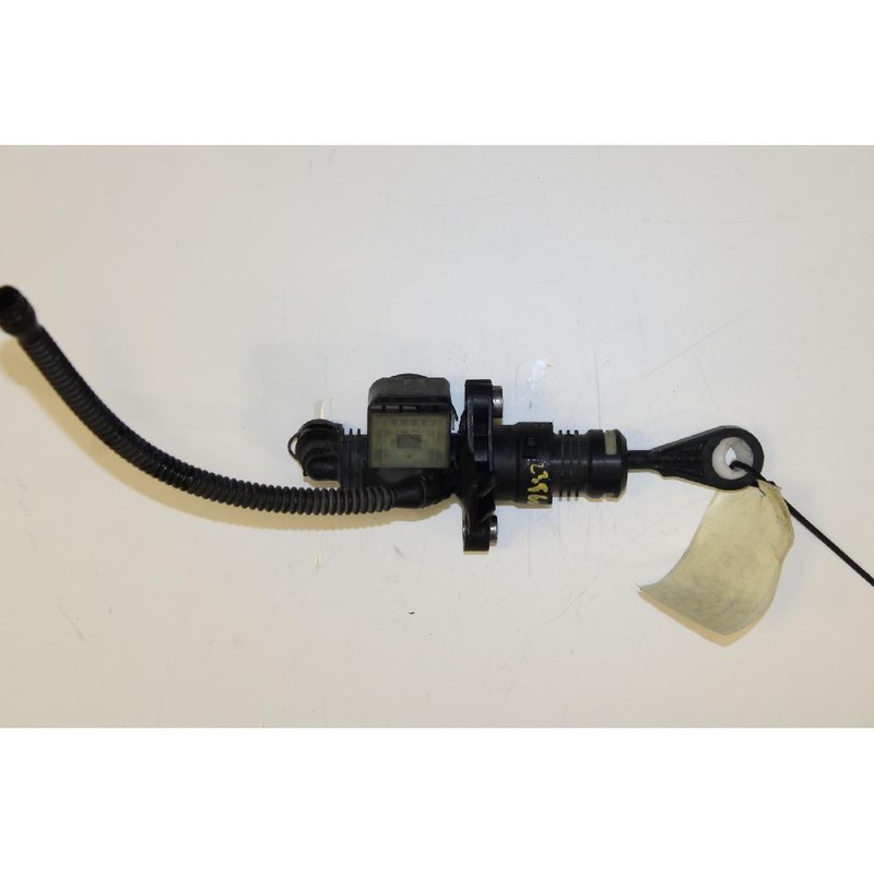 Pompe Embrayage Skoda Fabia Iii (Nj3) 2q0721388 270719 0495