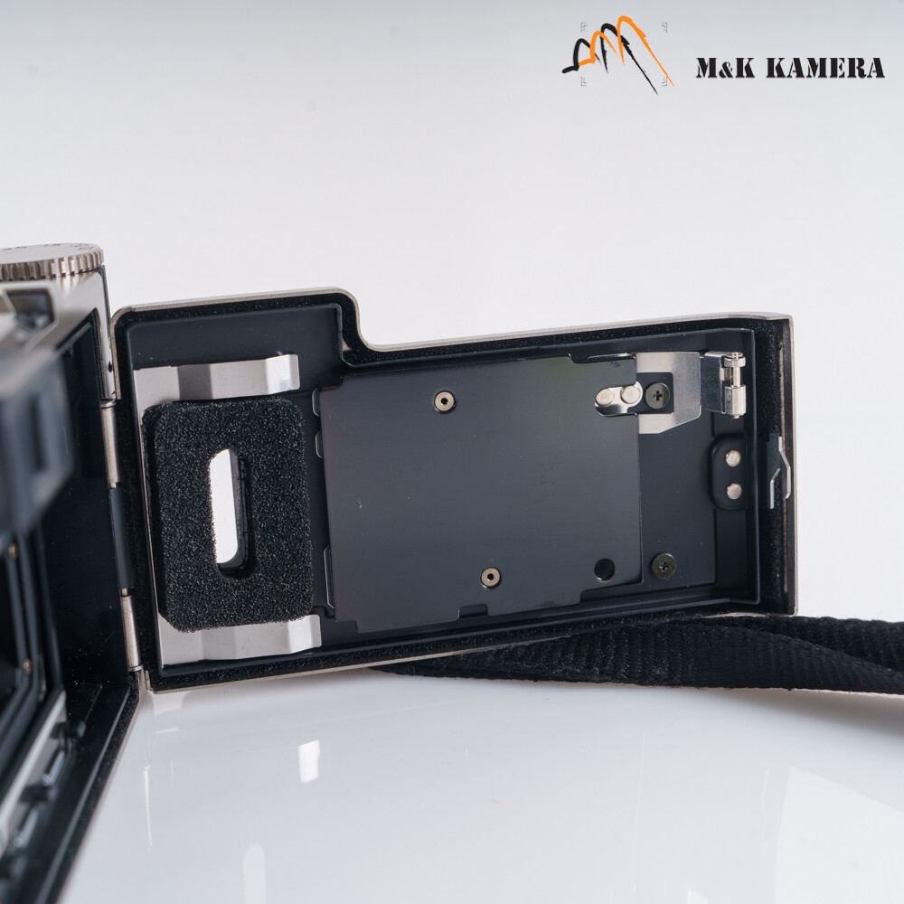 Leica CM Film Camera #10498 72874401542| eBay