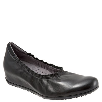 

Женские слипоны Soft Walk Wish