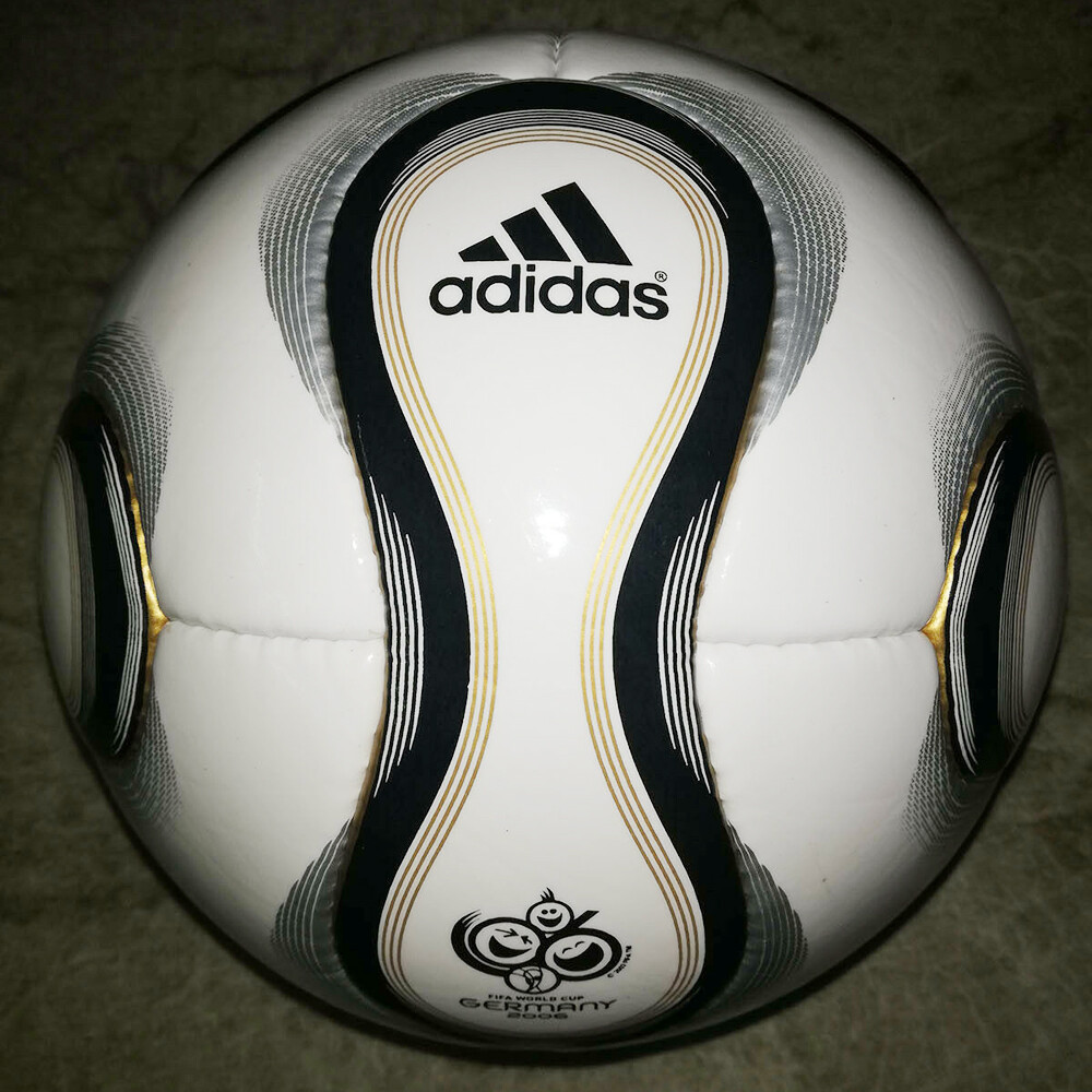 bola adidas teamgeist