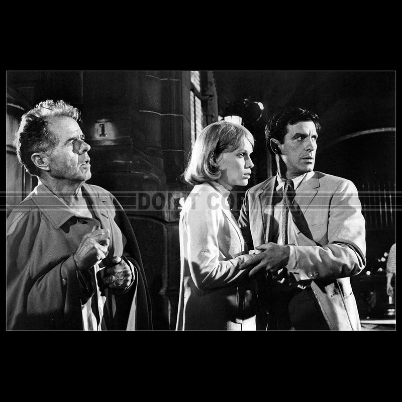 Photo F.028356 Elisha Cook Jr. Mia Farrow John Cassavetes (Rosemary'S Baby) 1968