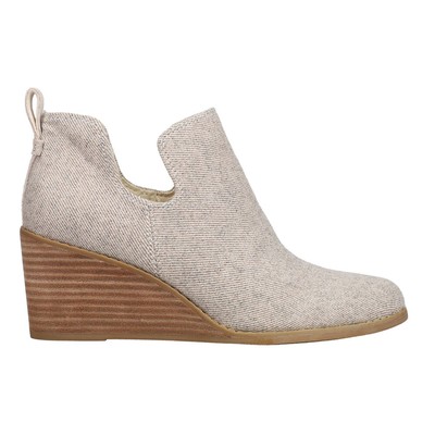 Женские серые повседневные ботинки TOMS Kallie на танкетке с круглым носком 10017962T