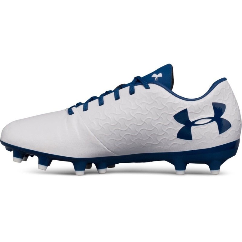 under armour womens soccer cleats