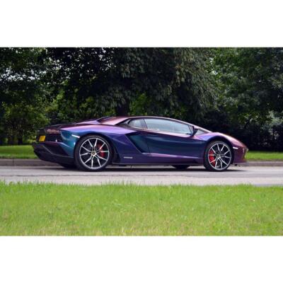 Avery Dennison SW900 Supreme Colorflow Gloss Rushing Riptide Vinyl Wrap | 674-S