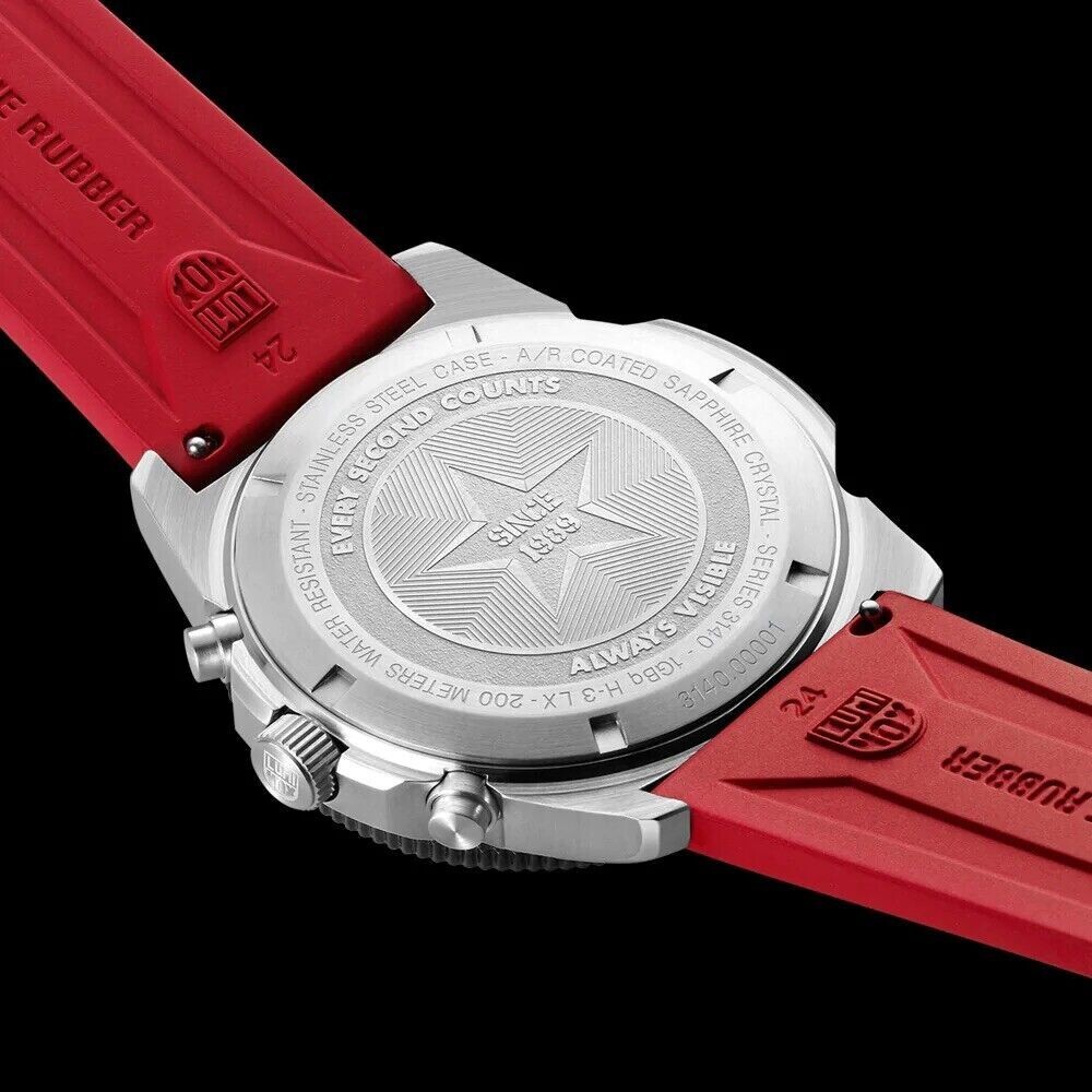 Pre-owned Luminox Pacific Diver Xs.3155 Chrono 44mm Red Rubber Steel Men's Swiss Watch