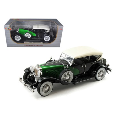 1934 Duesenberg Model J Black/Green 1/18 Diecast Model Car by Signature Models 1