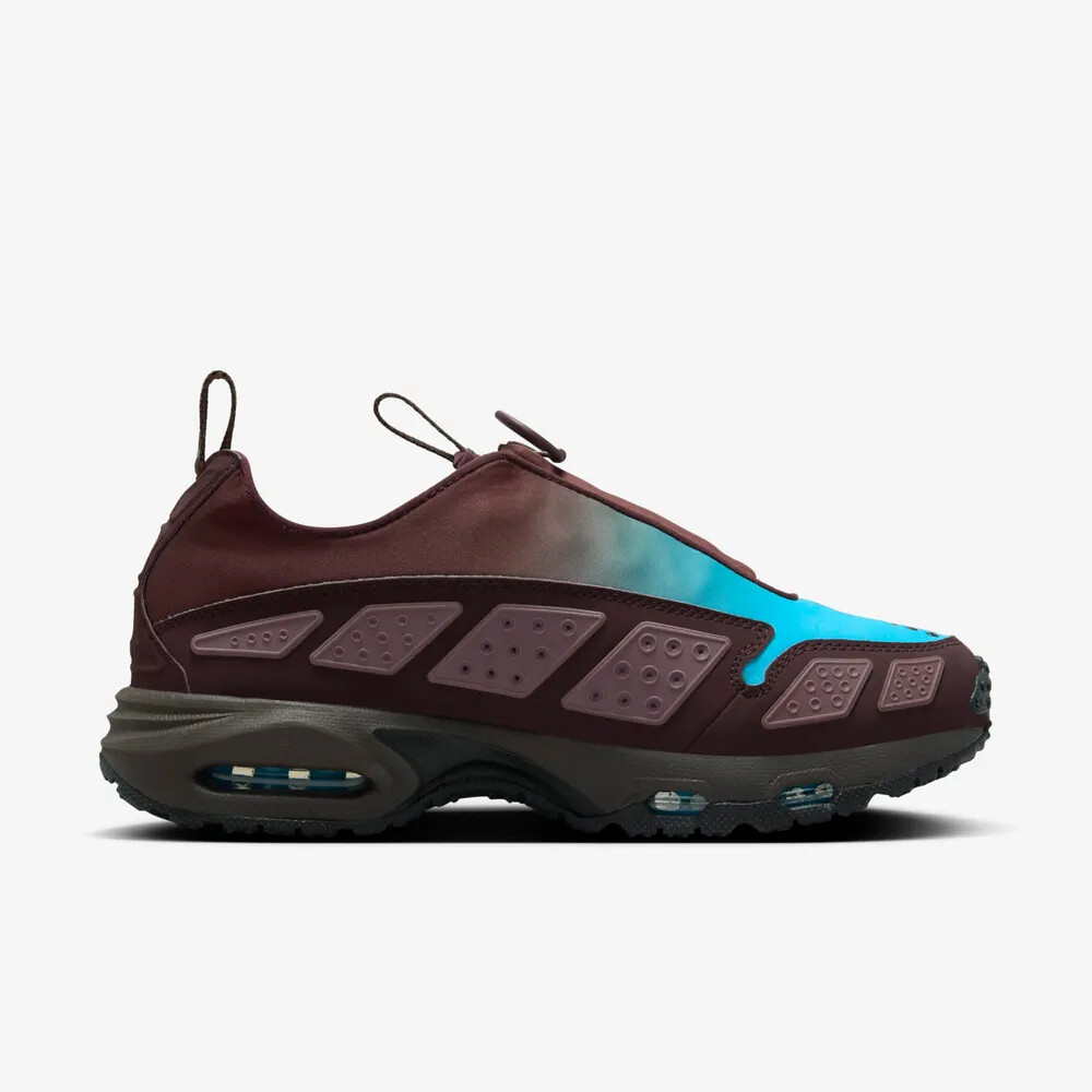 NIKE NIKE AIR MAX SNDR GTX SHOES - BURGUNDY CRUSH (HQ4189-600)