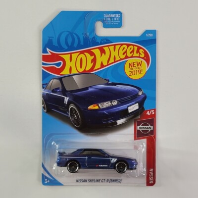 Hot Wheels Nissan Skyline GT-R コレクターセット HOT WHEELS 2021 NISSAN SKYLINE GT-R PREMIUM COLLECTOR SET