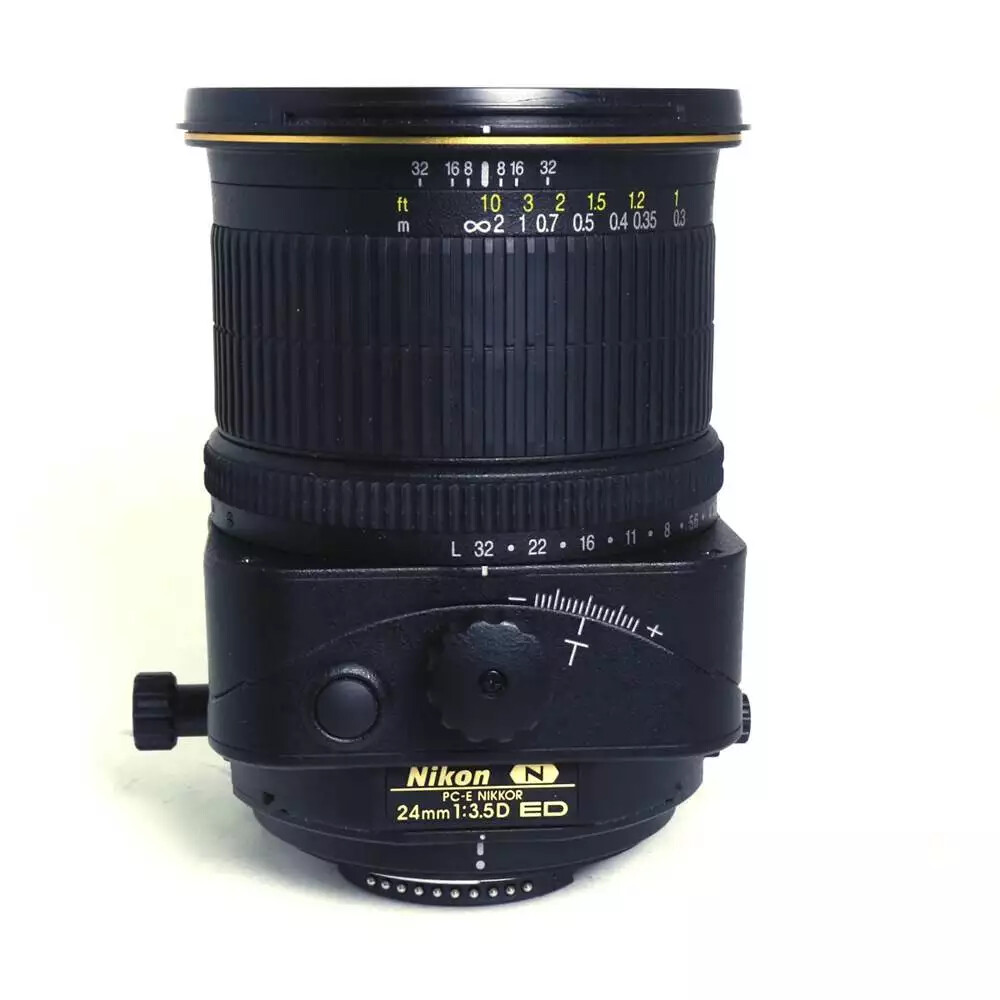 【極上美品】 Nikon PC-E NIKKOR 24mm f3.5D ED Amazon.com : Nikon 24mm f/3.5D PC-E ED NIKKOR : Digital Slr