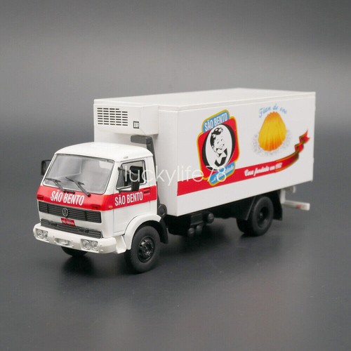 ミニカー IXO VW Bus 1/43 Dutch Police Force IXO 1 - 43 1967 Volkswagen T2 Bus