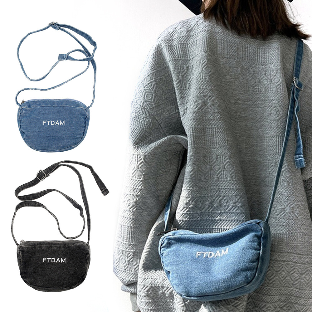 ★TOUT Y EST★ High Teen Denim Mini Crossbody Bag Blue 23SSB $_57.JPG?set_id=8800005007