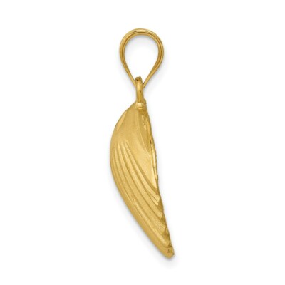 Pre-owned Superdealsforeverything Real 14kt Yellow Gold Seashell Pendant