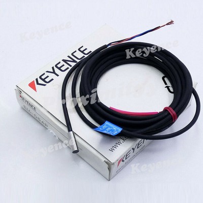 1PC Keyence EM-054P Proximity Sensor Switch EM054P New In Box