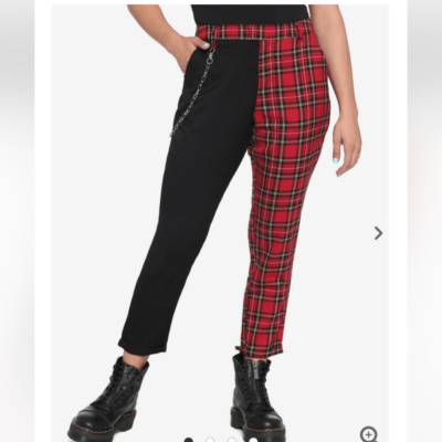 Hot topic Black & Red Plaid Split Leg XS Pants Women's Tartan