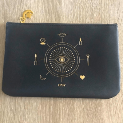 NEW  IPSY Cosmetic / Makeup Bag