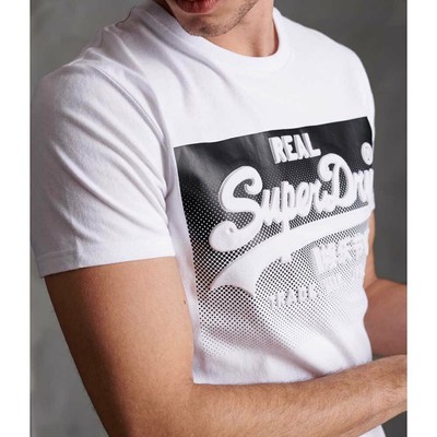 SUPERDRY VINTAGE LOGO HALFTONE EMBOSS TSHIRTS HERRENKLEIDUNG WEISS TSHIRTS