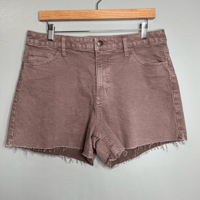 Universal Thread sandpiper vintage midi frayed shorts size 12 vacay cruise
