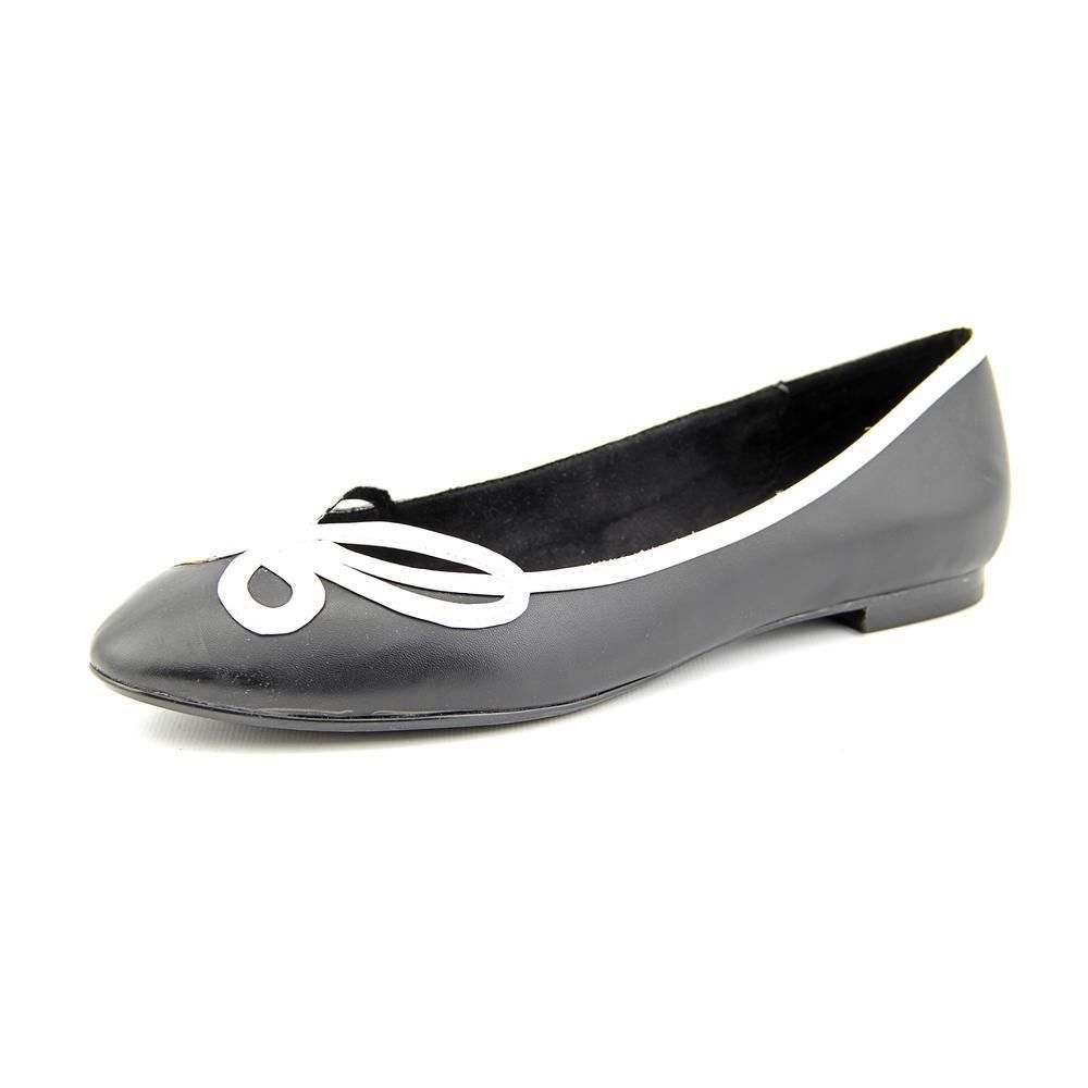Ann Marino Women's Flats and Oxfords