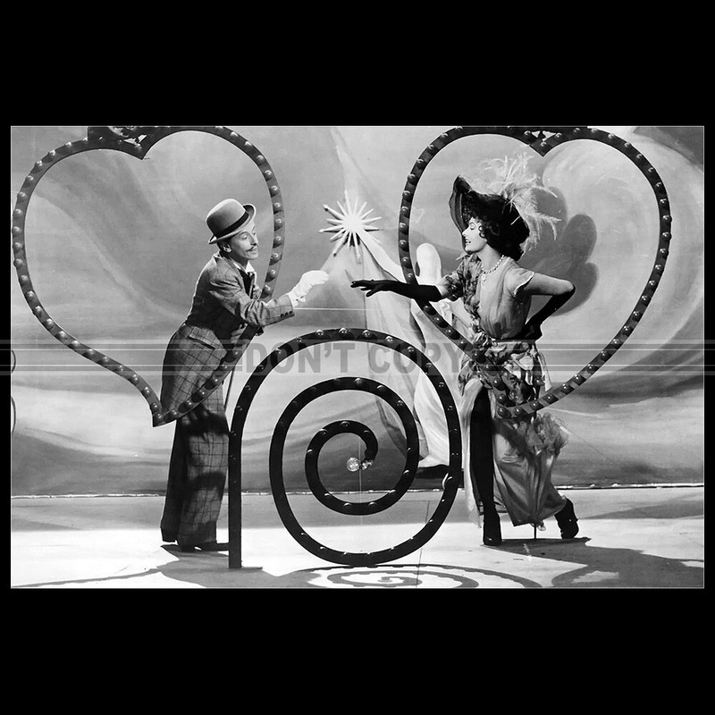 Photo F.026854 Paolo Stoppa & Sophia Loren (Carosello Napoletano) 1954