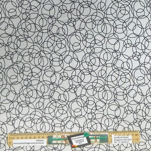 Quilting Patchwork Sewing Fabric White Circles 50x55cm FQ
