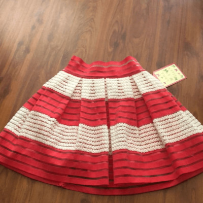 NWT Emma & Elsa Raspberry and cream full skirt size 10/12